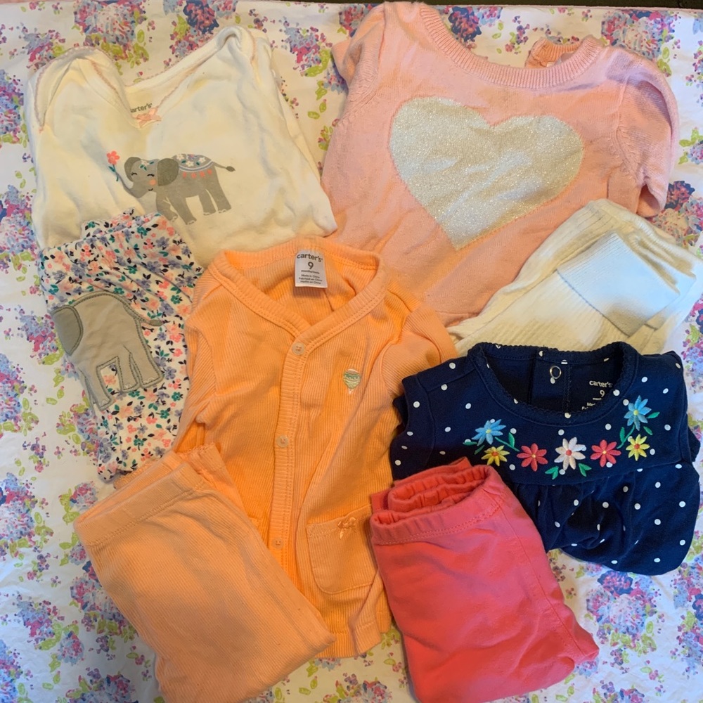 Lot of 4 2-piece outfits size 9 months